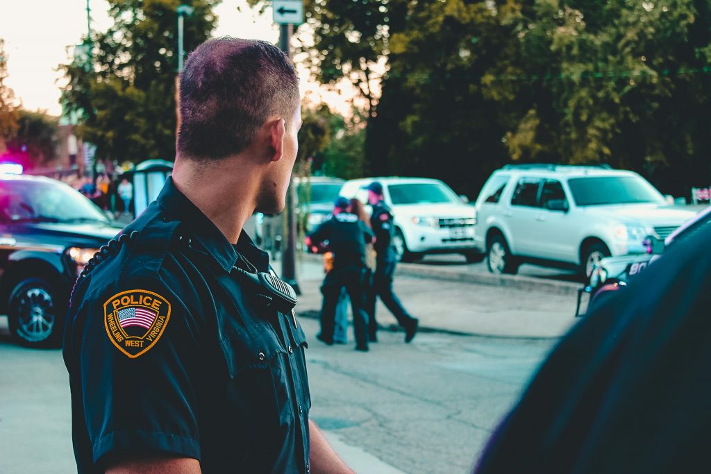 Police expert testimony