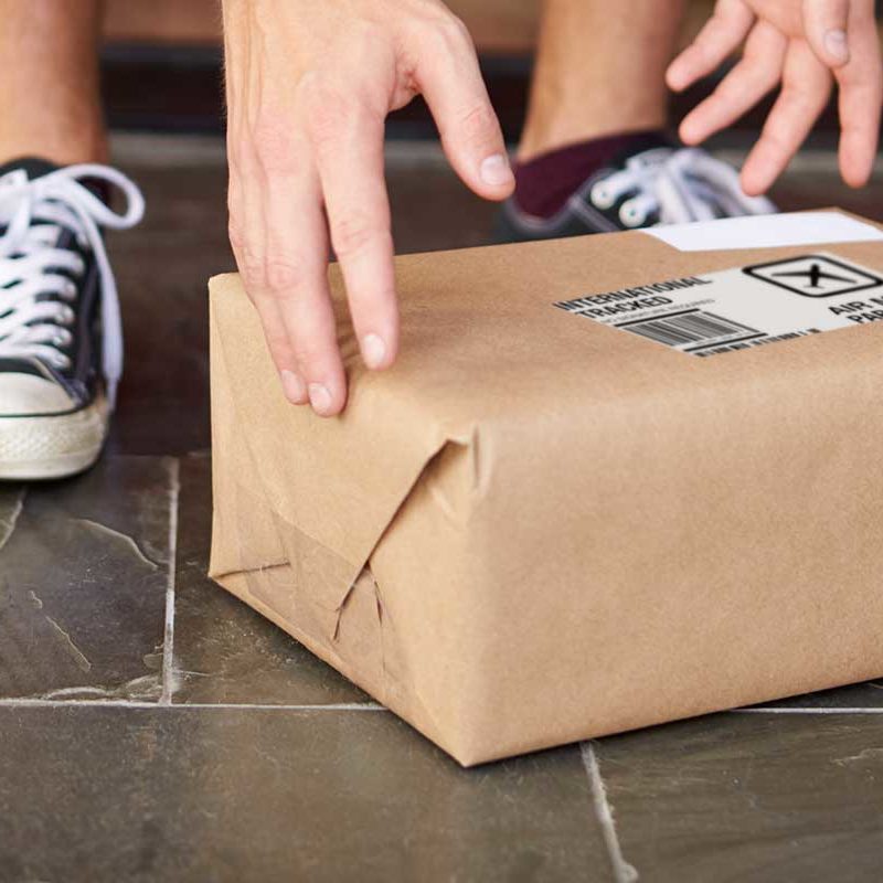 Makatussin Deutschland Kaufen diskreter Versandkarton ohne Aufdruck
